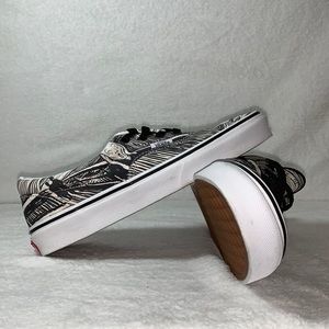 VANS MoMA Edvard Munch Black/White women’s size 7.5/ men’s size 6 *NEW*
